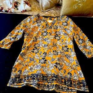 3/4 sleeve floral blouse